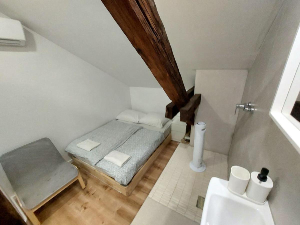 Unique Vila Veselova, Ljubljana City Center Bagian luar foto